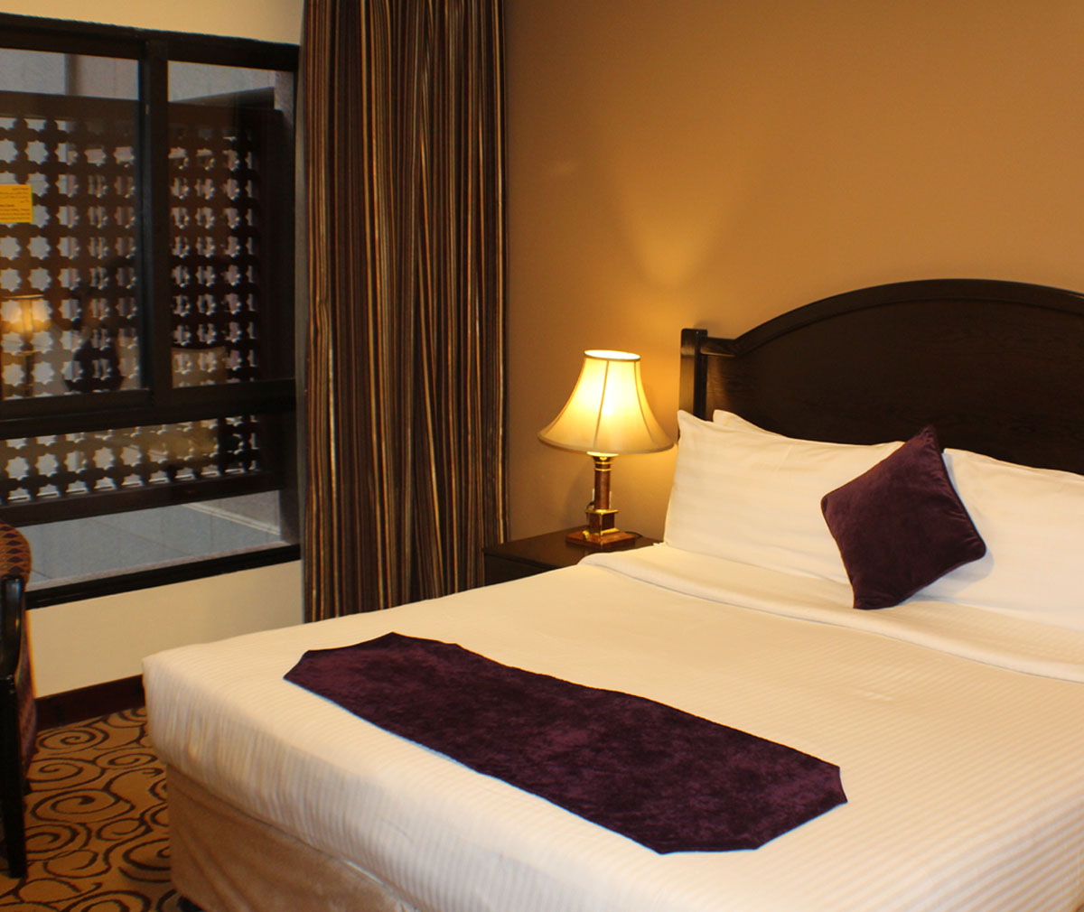 One-Bedroom Suite with 02 Bathrooms